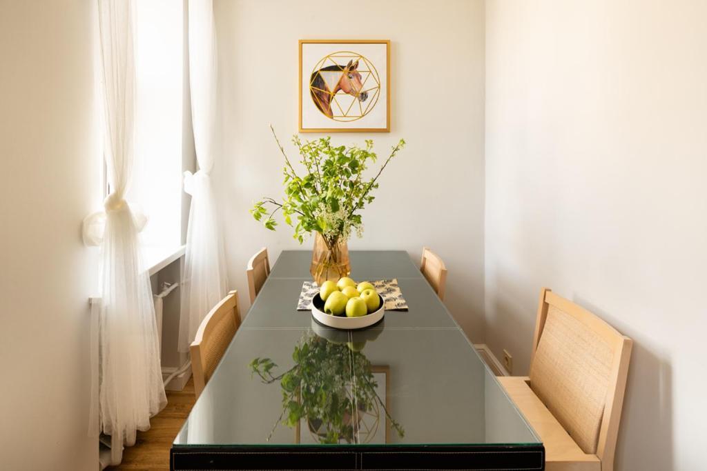 Cozy 2 Bedroom Apartment In Riga Centre Bagian luar foto